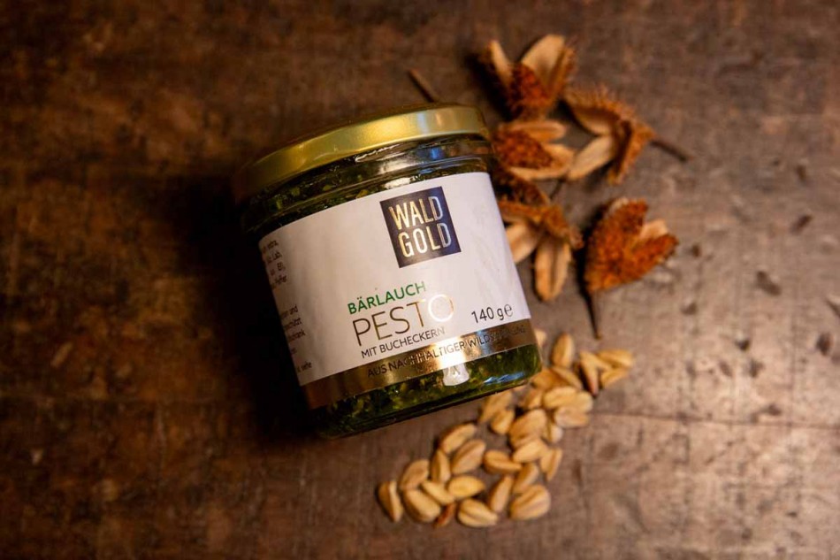 Bärlauchpesto mit Bucheckern standard